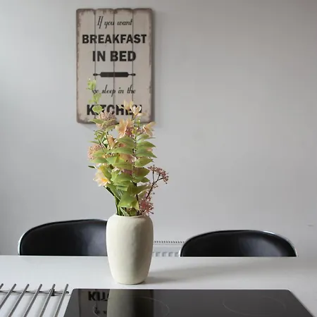 Appartement Modern 4 Bed En-suite House In - Free Parking *