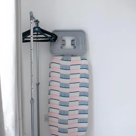 Modern 4 Bed En-suite House In - Free Parking Apartment Leeds (West Yorkshire)