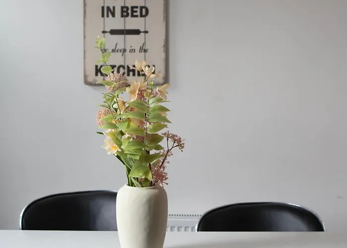 公寓 Modern 4 Bed En-suite House In - Free Parking *