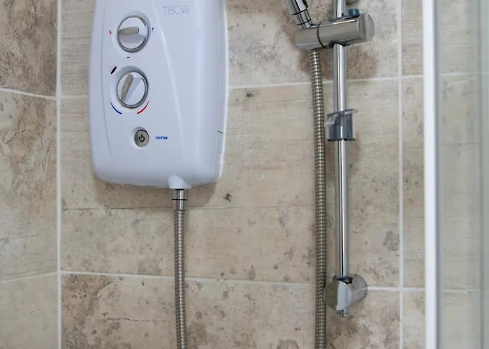 公寓 Modern 4 Bed En-suite House In - Free Parking 利兹